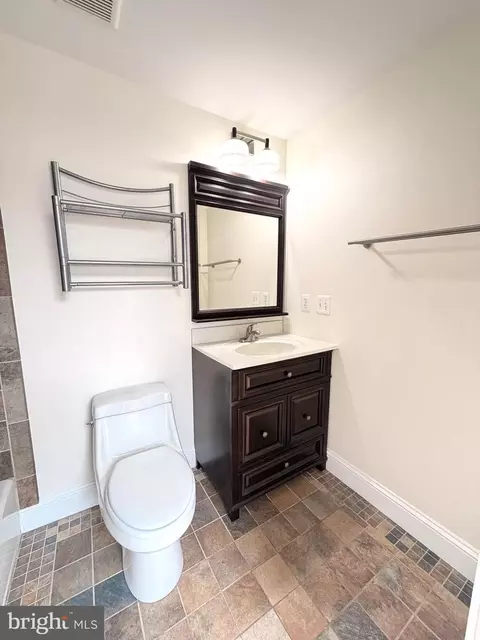 Bath - 2341 Eastern Ave, Baltimore, MD 21224 photo 3 of 4