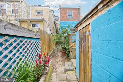Exterior - 2341 Eastern Ave, Baltimore, MD 21224 photo 4 of 5