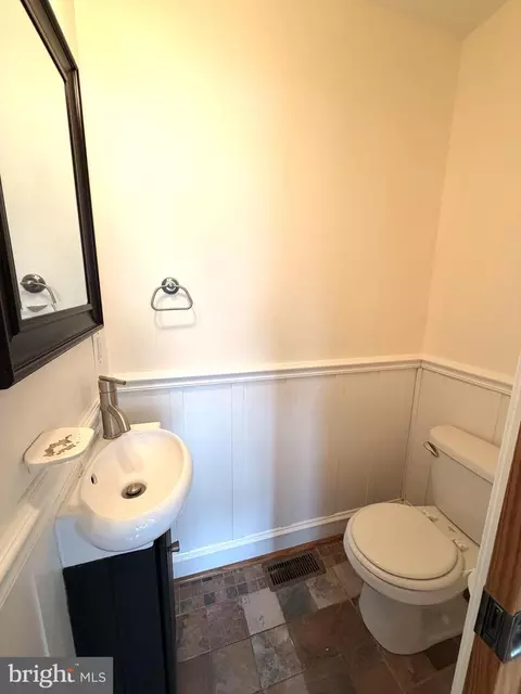 Bath - 2341 Eastern Ave, Baltimore, MD 21224 photo 1 of 4
