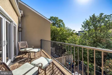 Exterior - 1713 Lancaster St, Baltimore, MD 21231 photo 6 of 22