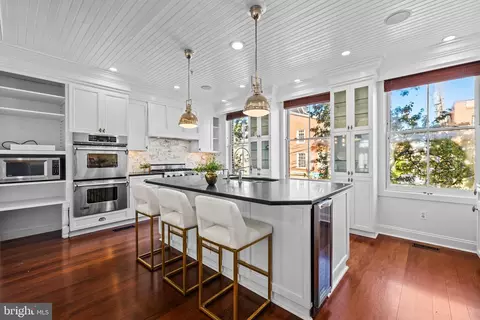 Kitchen - 1713 Lancaster St, Baltimore, MD 21231 photo 4 of 10
