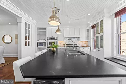 Kitchen - 1713 Lancaster St, Baltimore, MD 21231 photo 7 of 10