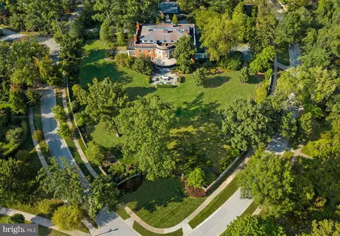 15 Charlcote Pl, Baltimore, MD 21218