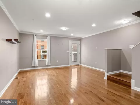 4620 Dillon Pl, Baltimore, MD 21224 photo 3