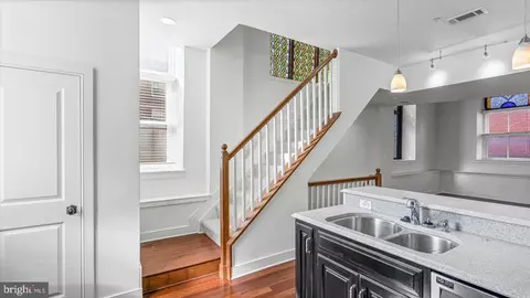 1100 N Calvert St #2, Baltimore, MD 21202 photo 8