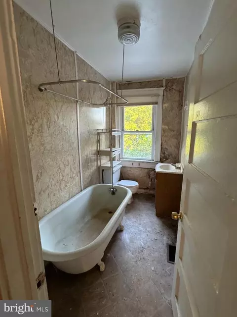 3107 Independence St, Baltimore, MD 21218 photo 13