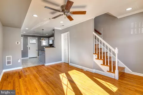 Living - 340 Gusryan St, Baltimore, MD 21224 photo 2 of 4
