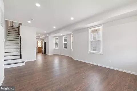 Living - 4211 Raspe Ave, Baltimore, MD 21206 photo 1 of 2