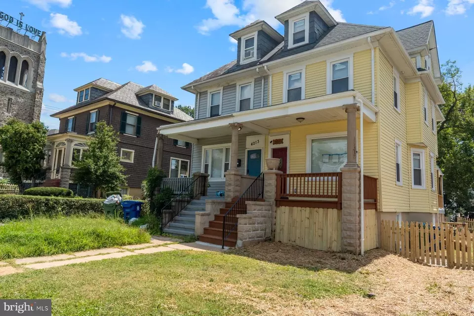 Exterior - 4211 Raspe Ave, Baltimore, MD 21206 photo 3 of 7