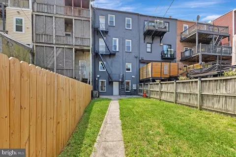 Exterior - 2511 Madison Ave, Baltimore, MD 21217 photo 4 of 4