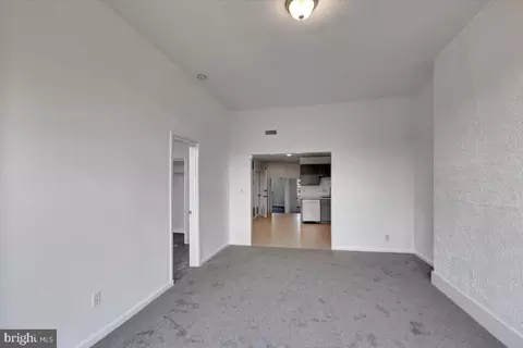 Living - 2511 Madison Ave, Baltimore, MD 21217 photo 4 of 4