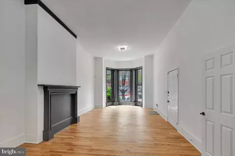 Living - 2511 Madison Ave, Baltimore, MD 21217 photo 1 of 4
