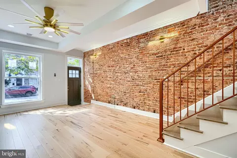 825 N Montford Ave, Baltimore, MD 21205