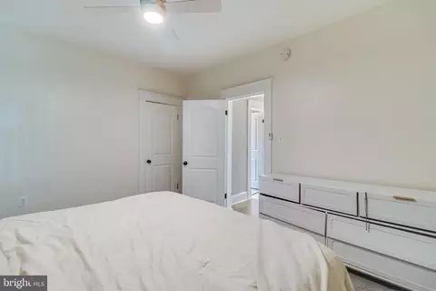 Bedroom - 3812 Echodale Ave, Baltimore, MD 21206 photo 3 of 4