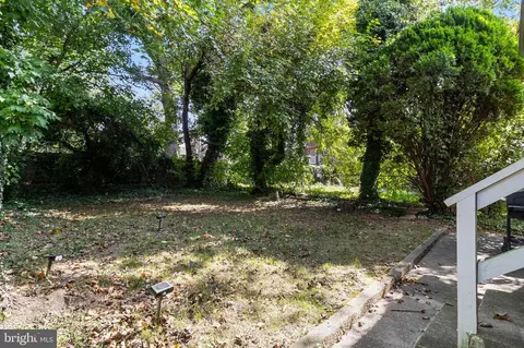 Exterior - 3812 Echodale Ave, Baltimore, MD 21206 photo 6 of 7