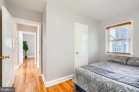 Bedroom - 3202 Cedarhurst Rd, Baltimore, MD 21214 photo 4 of 6