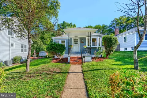 3202 Cedarhurst Rd, Baltimore, MD 21214