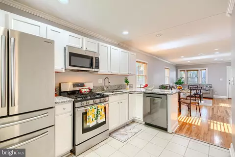 Kitchen - 3202 Cedarhurst Rd, Baltimore, MD 21214 photo 5 of 5