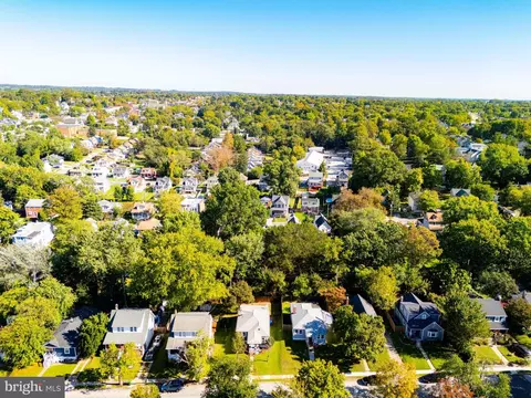 View/Area - 3202 Cedarhurst Rd, Baltimore, MD 21214 photo 4 of 4