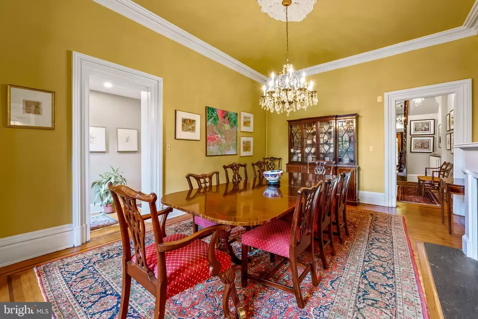 Dining - 1310 Bolton St, Baltimore, MD 21217 photo 3 of 4