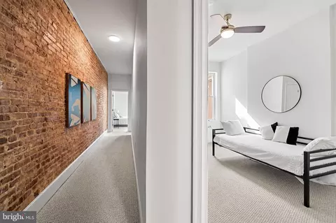 Entry Way - 325 E 22nd St, Baltimore, MD 21218 photo 5 of 6