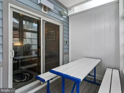 Exterior - 204 E Montgomery St, Baltimore, MD 21230 photo 4 of 8