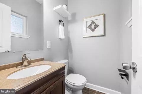 Entry Way - 3221 Elliott St, Baltimore, MD 21224 photo 8 of 8