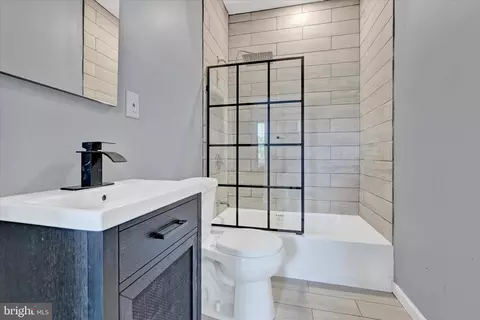 Bath - 327 E 24th St, Baltimore, MD 21218 photo 2 of 2
