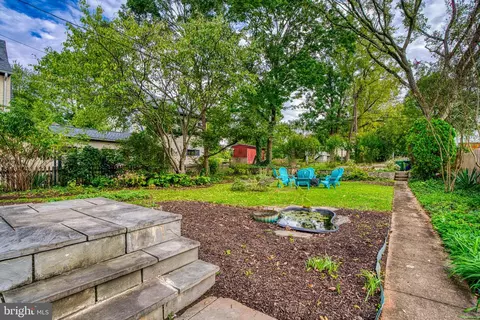 Exterior - 2427 Everton Rd, Baltimore, MD 21209 photo 13 of 14