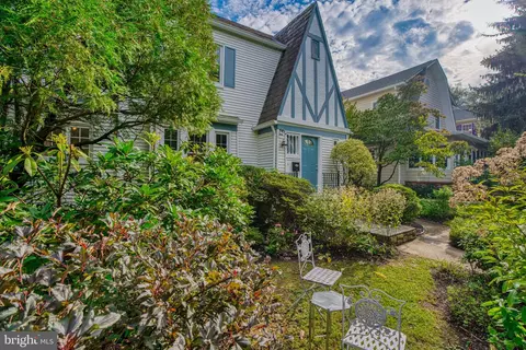 Exterior - 2427 Everton Rd, Baltimore, MD 21209 photo 3 of 14