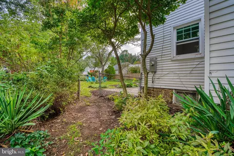 Exterior - 2427 Everton Rd, Baltimore, MD 21209 photo 14 of 14