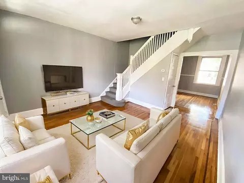 Living - 3019 Harlem Ave, Baltimore, MD 21216 photo 1 of 7