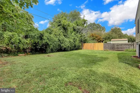Exterior - 5916 Sefton Ave, Baltimore, MD 21214 photo 3 of 4