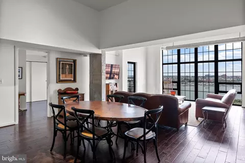 Dining - 1200 Steuart St #1612, Baltimore, MD 21230 photo 1 of 2