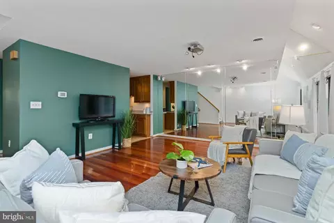 2214 Clove Ter, Baltimore, MD 21209