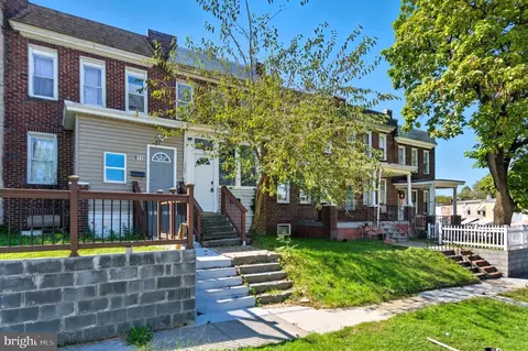809 E Pontiac Ave, Baltimore, MD 21225