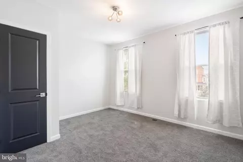 Bedroom - 31 S Augusta Ave, Baltimore, MD 21229 photo 3 of 3