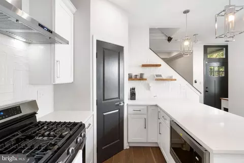 Other - 31 S Augusta Ave, Baltimore, MD 21229 photo 3 of 10