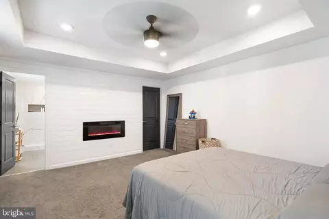 Bedroom - 31 S Augusta Ave, Baltimore, MD 21229 photo 2 of 3