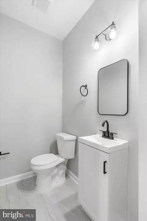 3022 Walbrook Ave, Baltimore, MD 21216 photo 17