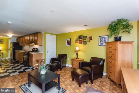 1913 Mcculloh St, Baltimore, MD 21217 photo 12