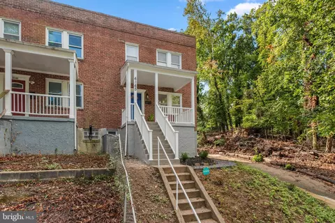 4145 Fairfax Rd, Baltimore, MD 21216