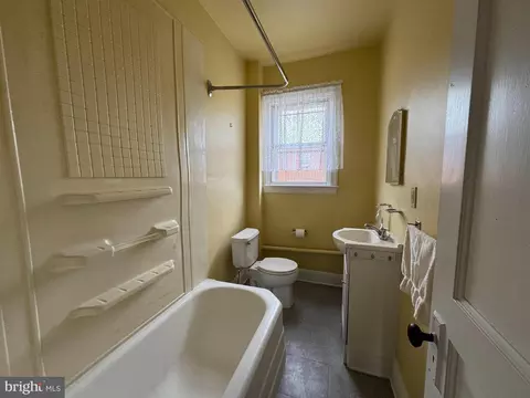 1021 Stiles St, Baltimore, MD 21202 photo 21