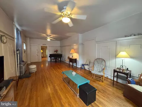 1021 Stiles St, Baltimore, MD 21202 photo 3