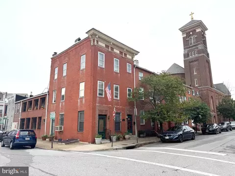1021 Stiles St, Baltimore, MD 21202 photo 2