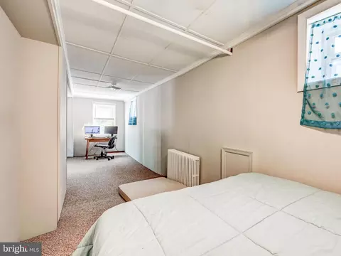692 Gladstone Ave, Baltimore, MD 21210 photo 38