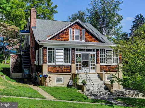 692 Gladstone Ave, Baltimore, MD 21210 photo 2