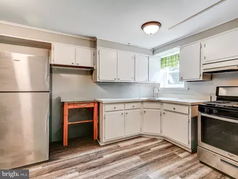 692 Gladstone Ave, Baltimore, MD 21210 photo 35