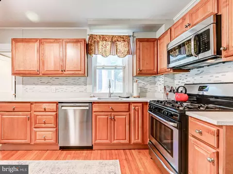 692 Gladstone Ave, Baltimore, MD 21210 photo 21
