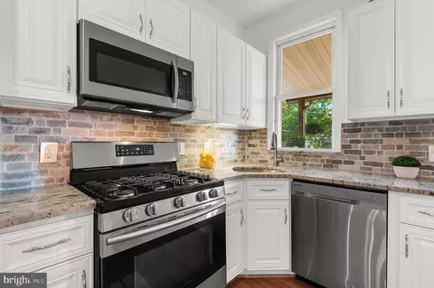 Kitchen - 847 W 35th St, Baltimore, MD 21211 photo 3 of 5